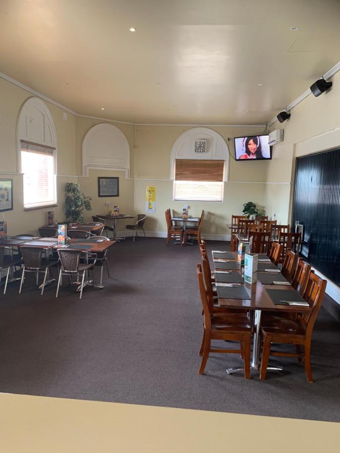 Riverside Hotel Northam Extérieur photo